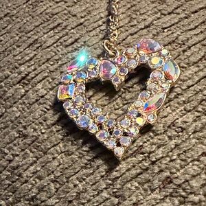 Elegant Gold Heart Pendant Necklace iridescent, gorgeous in person new